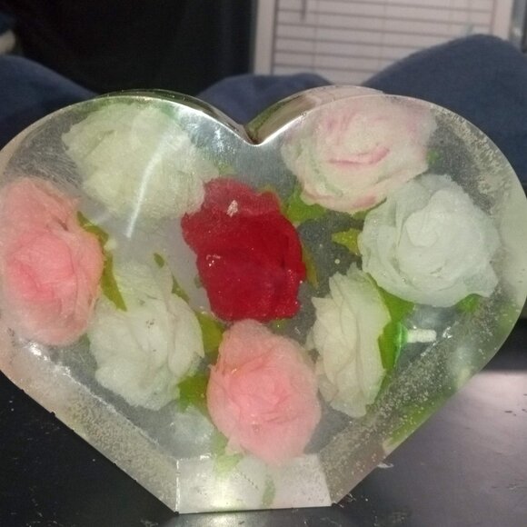 Handmade Rose Heart Sculpture - Picture 6 of 6